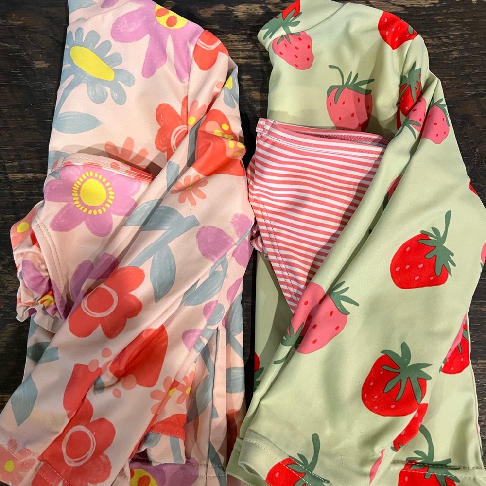 Lot of Carter's swim suits 3T